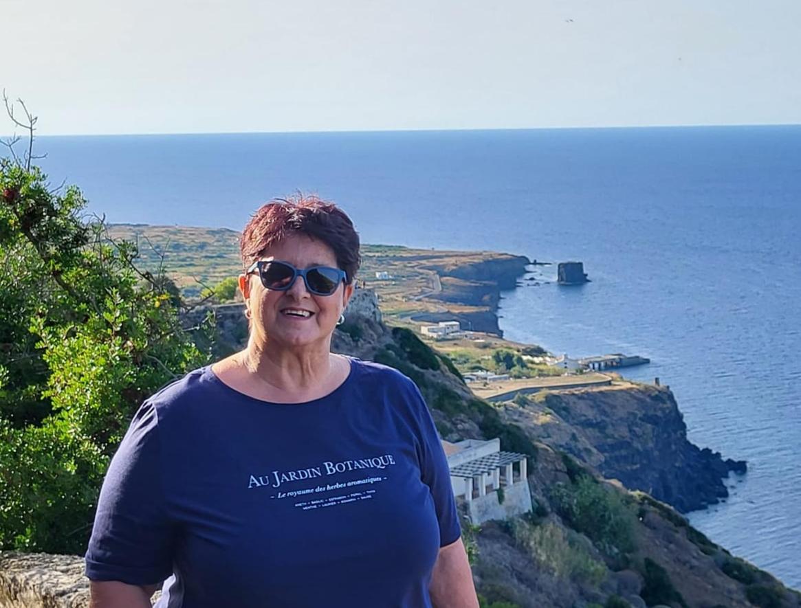 B&B Caserta Isola di Ustica ภายนอก รูปภาพ